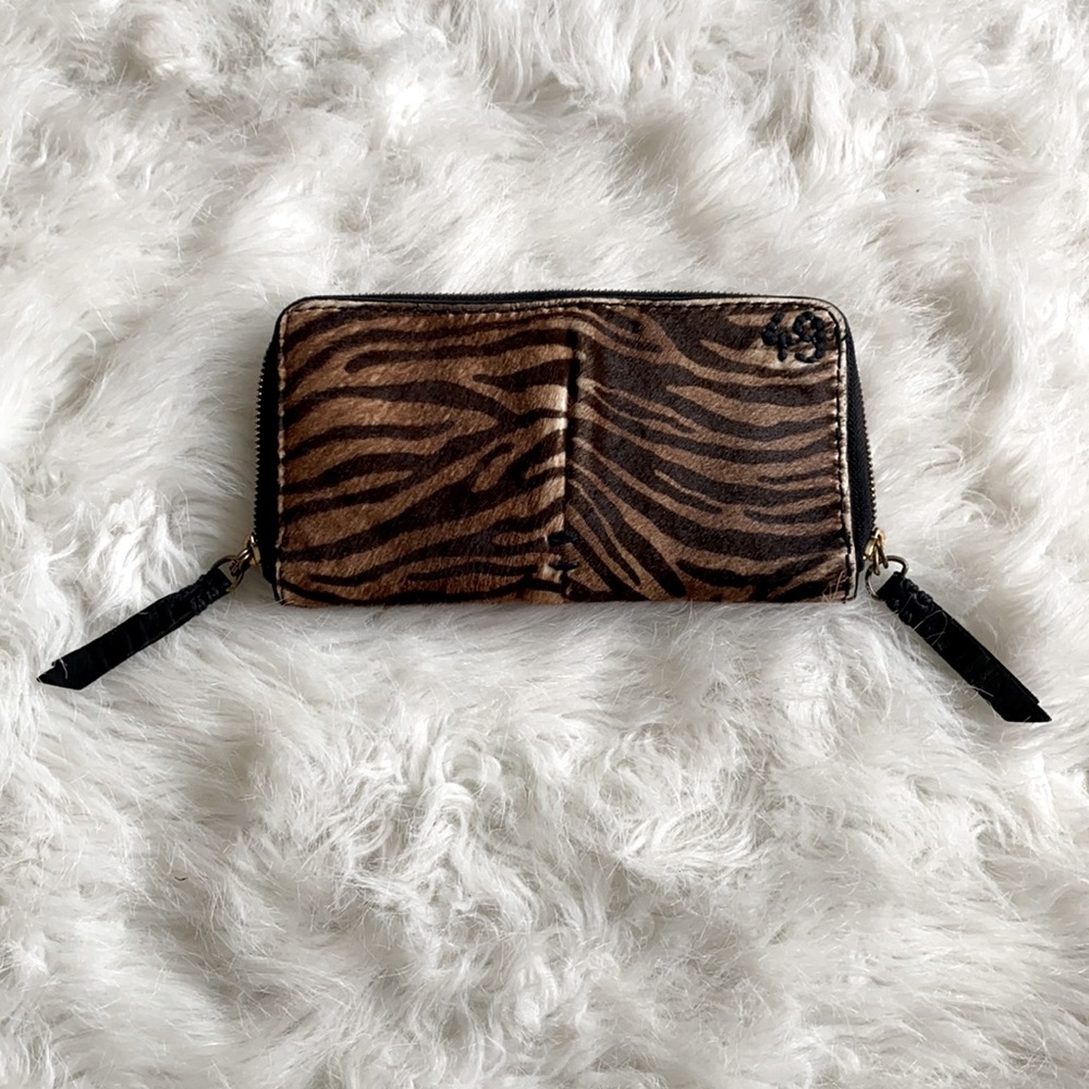 Pony 49 Sq. Miles Clingy Wallet